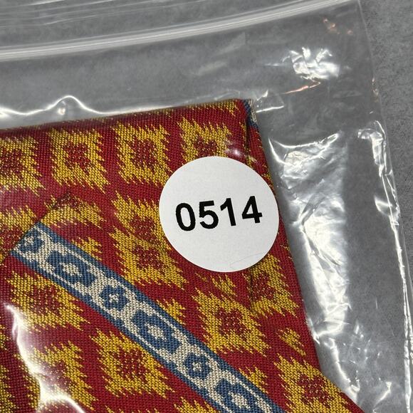 Vintage Cricket Mens Tie Yellow Red Bold Geometric Pattern Rare Asymmetrical Tip - Picture 6 of 7